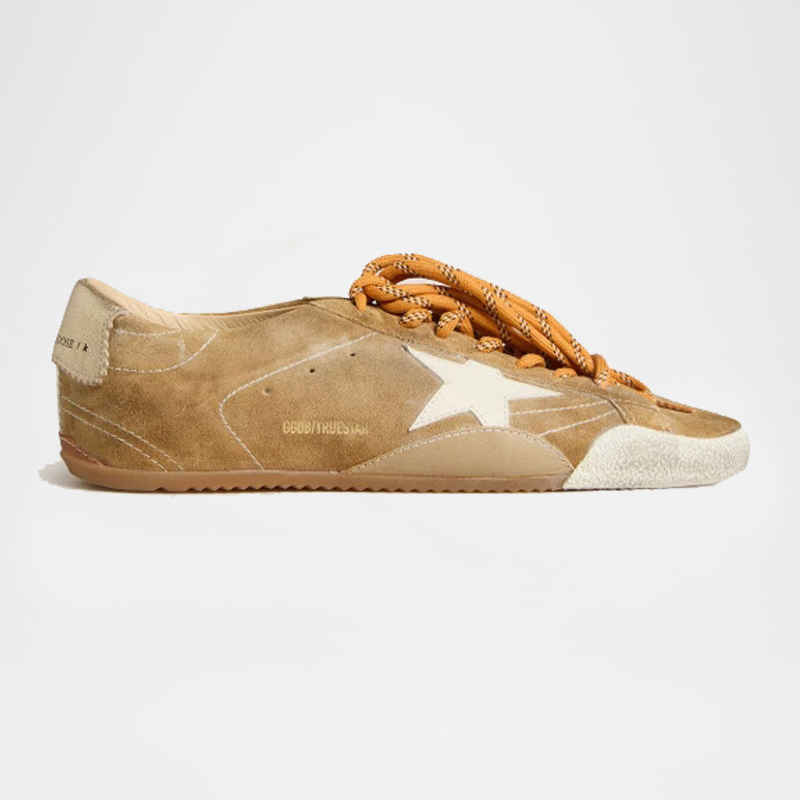 True Star Low Top Sneaker